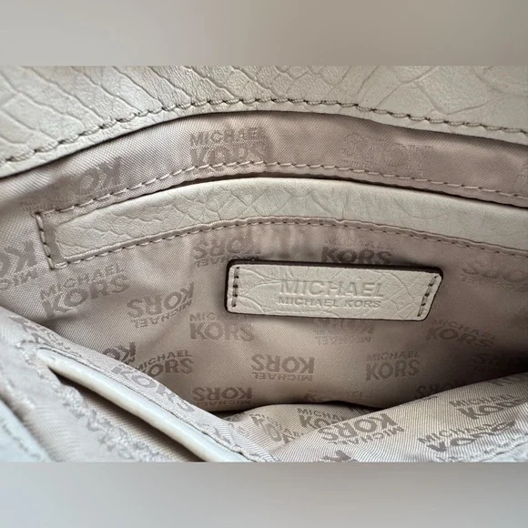 Michael Kors Beige Crossbody Bag - Picture 6 of 10
